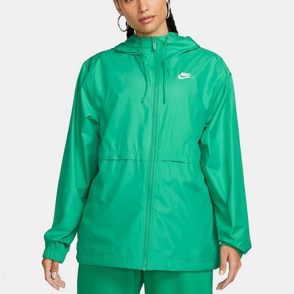 Nike sportswear essential Oversized Small hooded Woven repel Rain jacket green